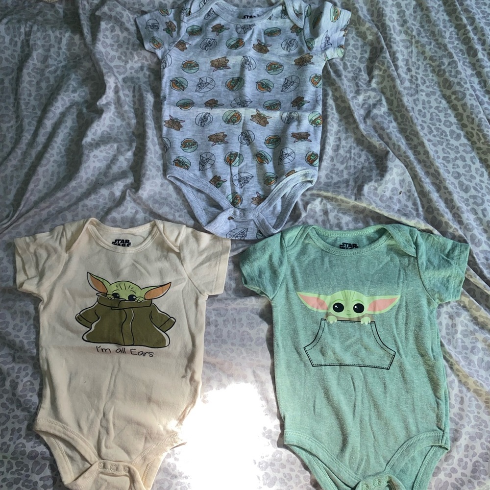 6-9M Star Wars Baby Yoda One Piece Set - Cream, Green, Gray